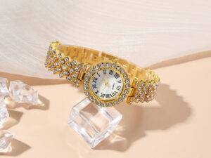 Luxury Bling Iced Out Diamond Quartz Women Watch Set Gold Jewelry Gift Lady Watch Set