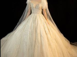 Latest design women tulle beading sequined half sleeve ball gown bridal gown wedding dress