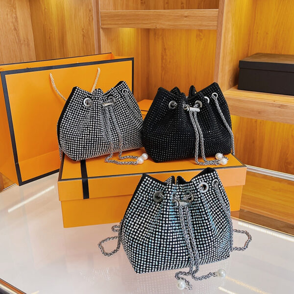2022 chain Shoulder Bags Drawstring Evening Handbags Diamond rhinestone Drawstring Bucket Crossbody Bag and Purse for Women - Image 6