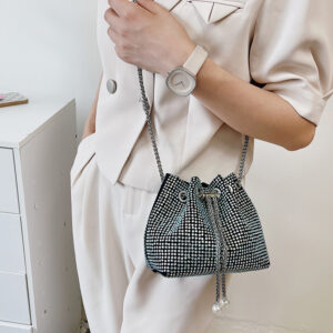 2022 chain Shoulder Bags Drawstring Evening Handbags Diamond rhinestone Drawstring Bucket Crossbody Bag and Purse for Women